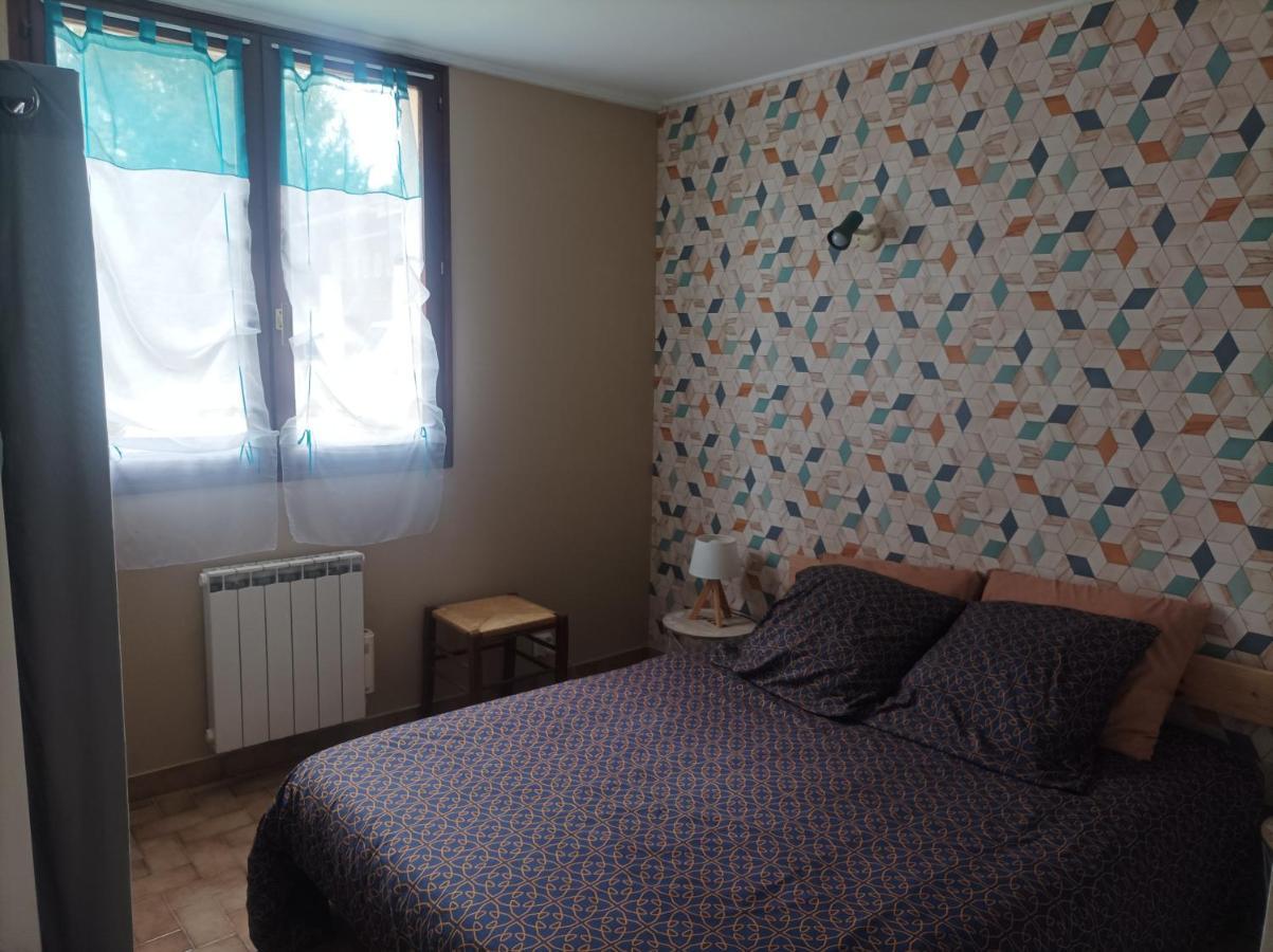 Patrice Et Chrstel Appartement Independant Chatuzange-le-Goubet Exteriör bild